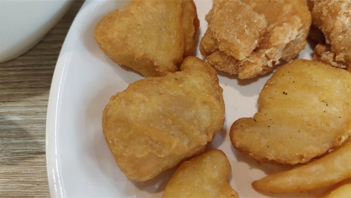 美食 ｜《不思義》義式廚房，高雄市三民區一間CP值超高的義式