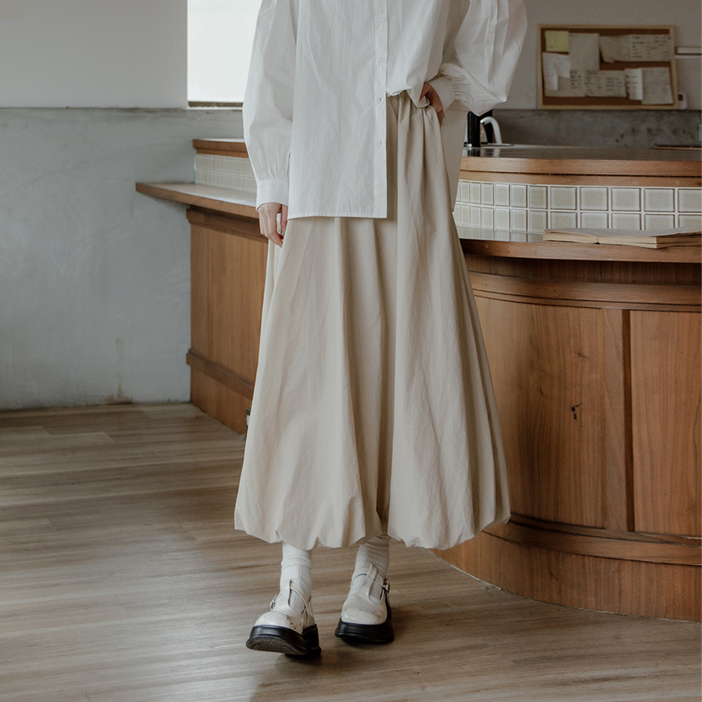 簡約素面花苞造型傘擺裙 三色售