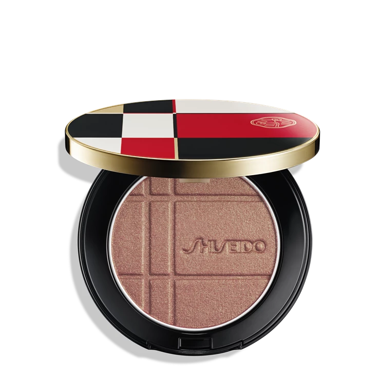  Shiseido 寶石光眼頰亮彩盤 #03黃金琥珀，NTD1,450