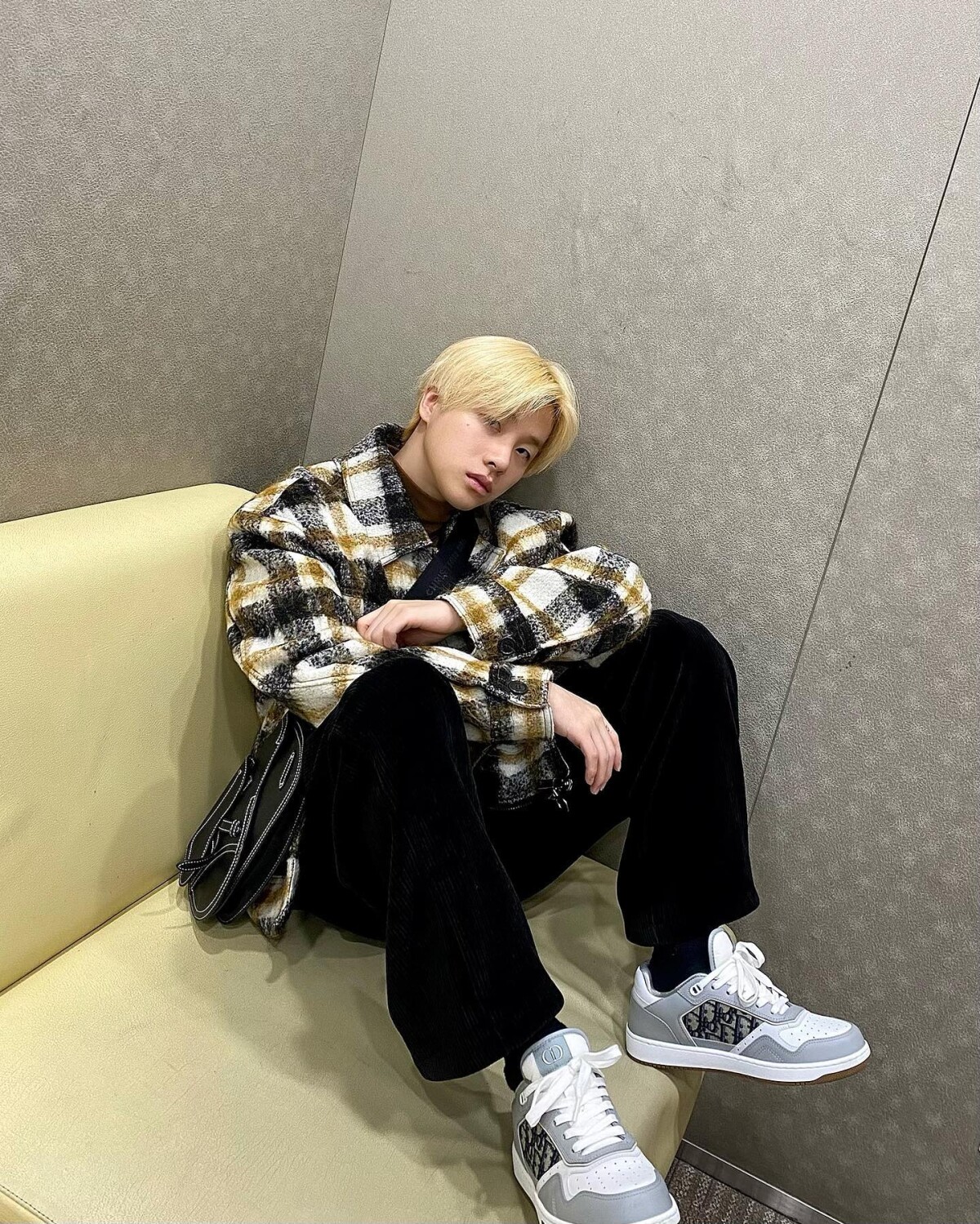 盤點10位「身高低於170」小個子男愛豆！WOOZI才華蓋過身高，「這位」身高是最高機密？