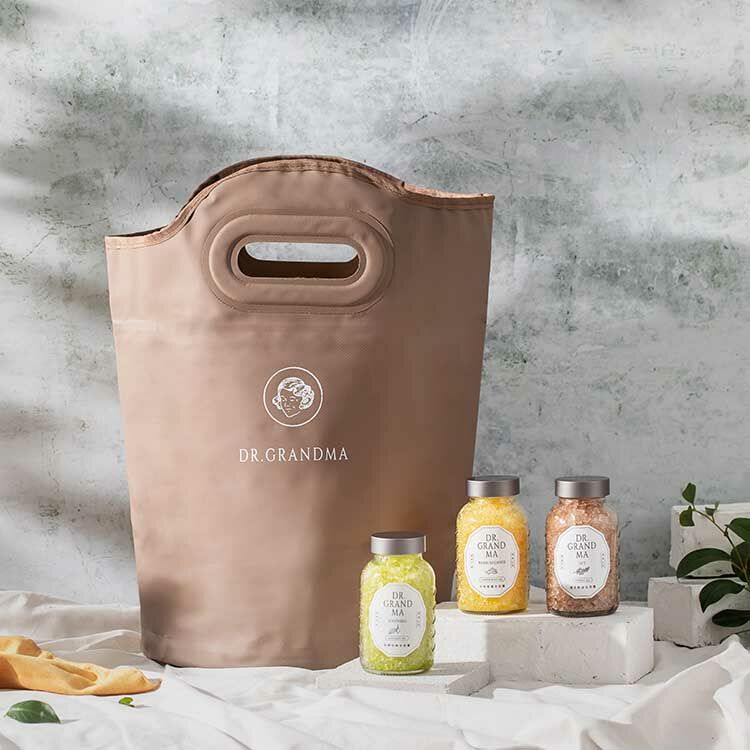 漫步雲端泡腳組｜精油足浴鹽2罐+沐足袋｜居家SPA保養｜好收納取代泡腳桶