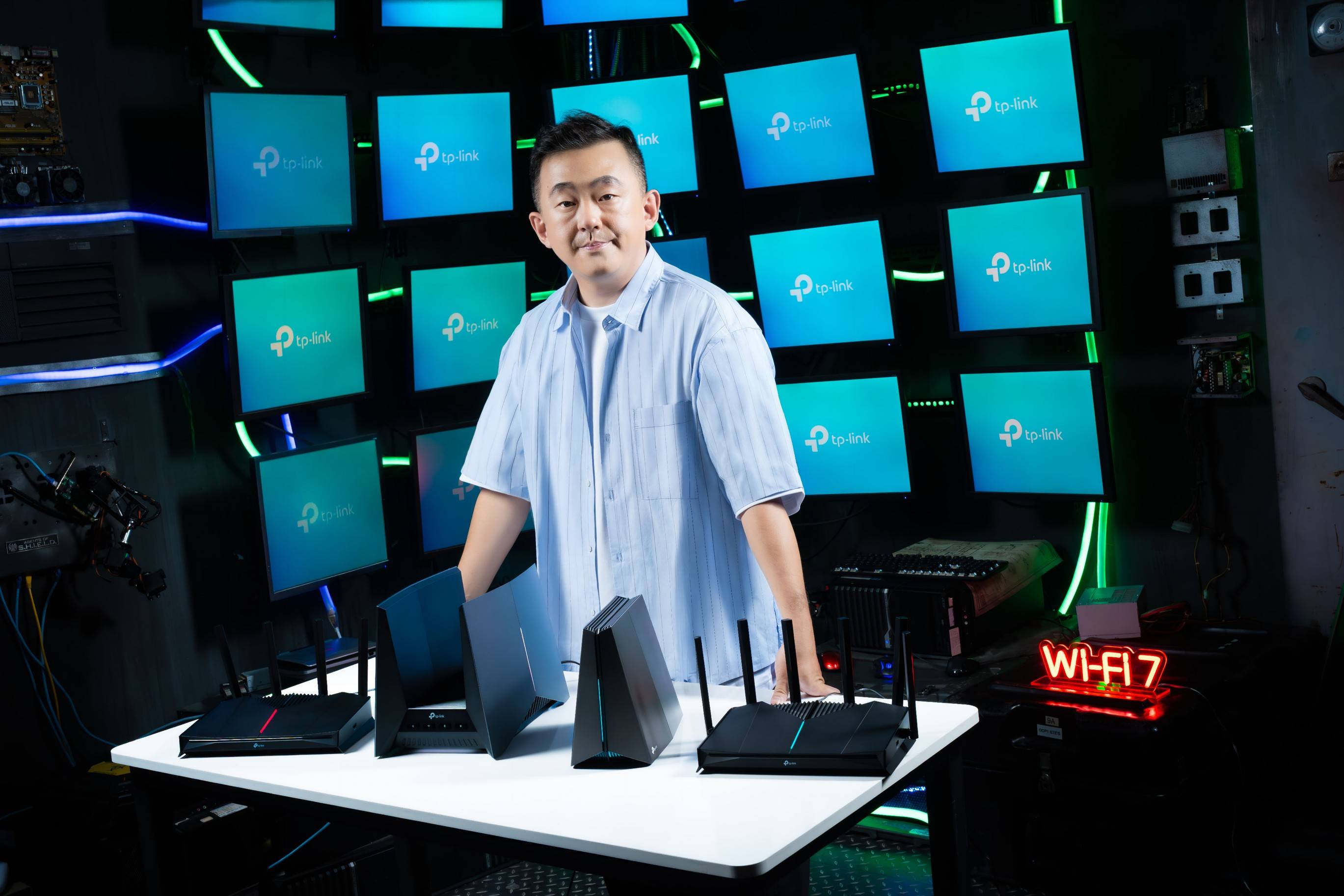 TP-Link 推 Wi-Fi 7 電競路由器 Archer GE400，聯名《餓狼傳說》主打零延遲遊戲體驗，售價 4,399 元