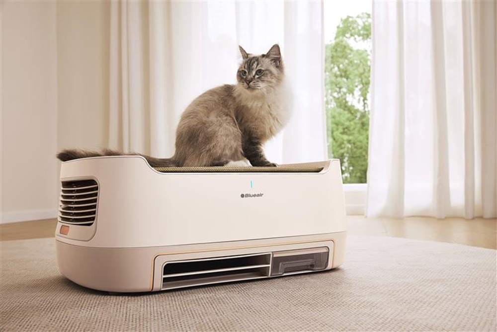 Blueair 推出會吸毛的噗嚕嚕空氣清淨機，解決毛小孩異味和毛髮飄散問題