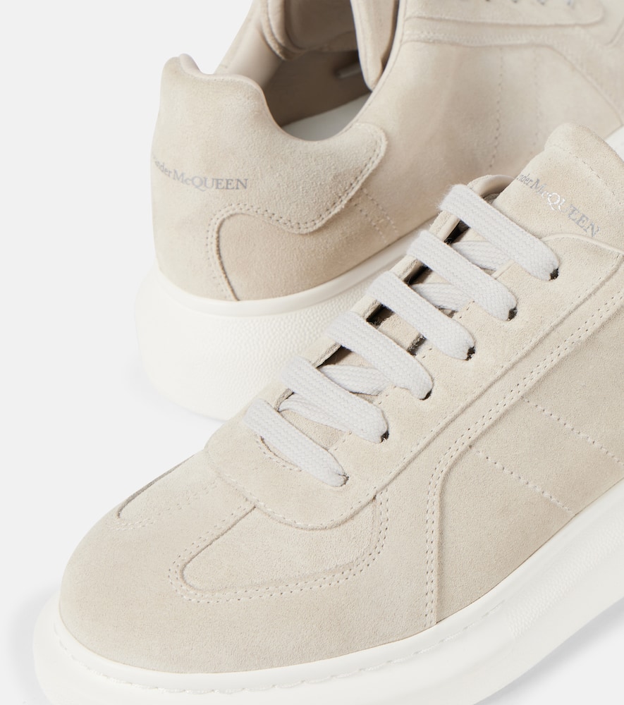 Alexander McQueen Oversized suede sneakers