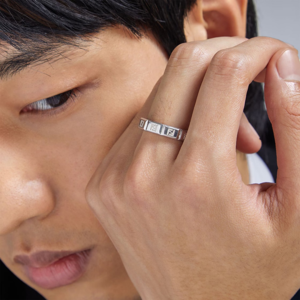 925純銀飾品保養：常見問與答。