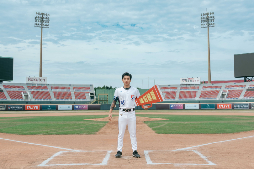 陳泰河飾演王牌左投「玉米」林昱珉。（圖／瀚草文創）