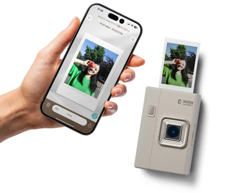 富士發表 Instax mini LiPlay+ 馬上看相機：照片結合聲音與雙鏡頭的即時攝影新體驗