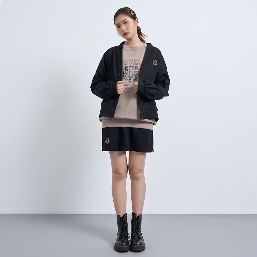 學院風繡花運動休閒短裙(黑色)-女