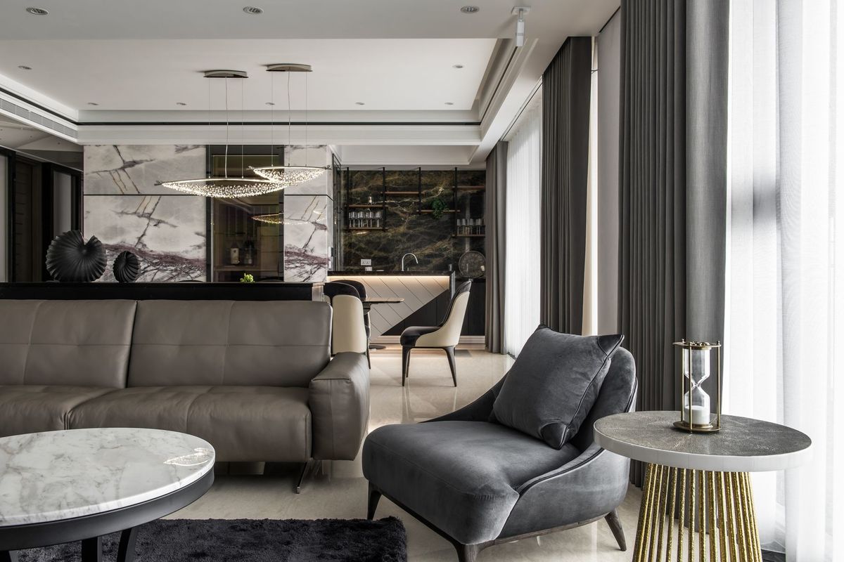 沙發；客廳；保養清潔；住宅；室內設計