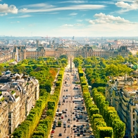 【巴黎經典一日遊】凱旋門 、香榭大道、杜樂麗花園、羅浮宮漫遊與法國春天百貨