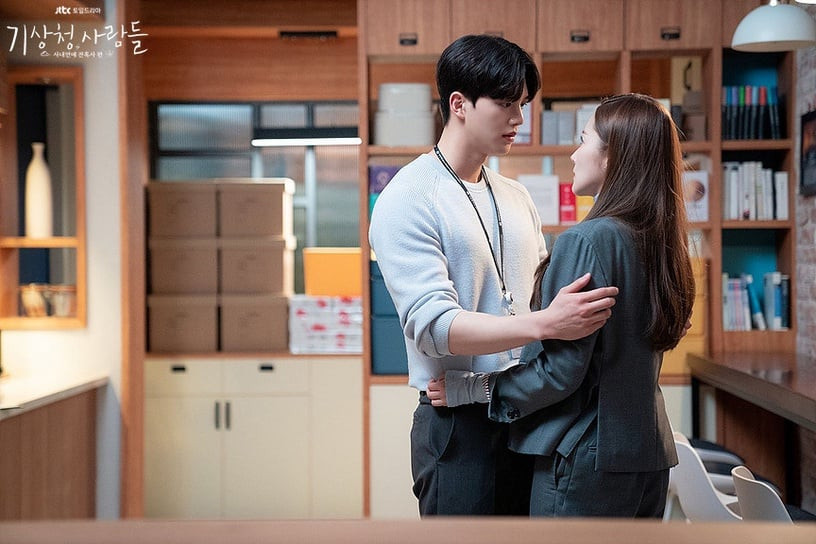 tvN《王后傘下》