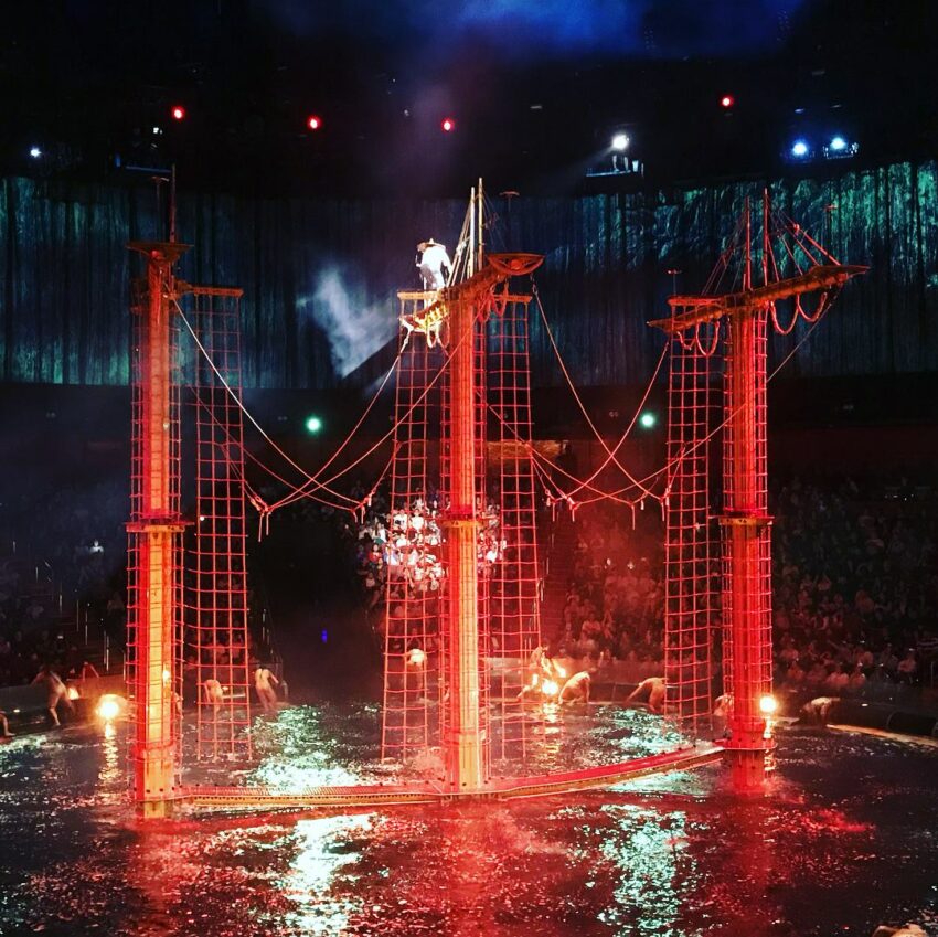 【澳門水舞間】澳門旅遊必訪景點，水舞間門票、座位、表演時間攻略一次看！