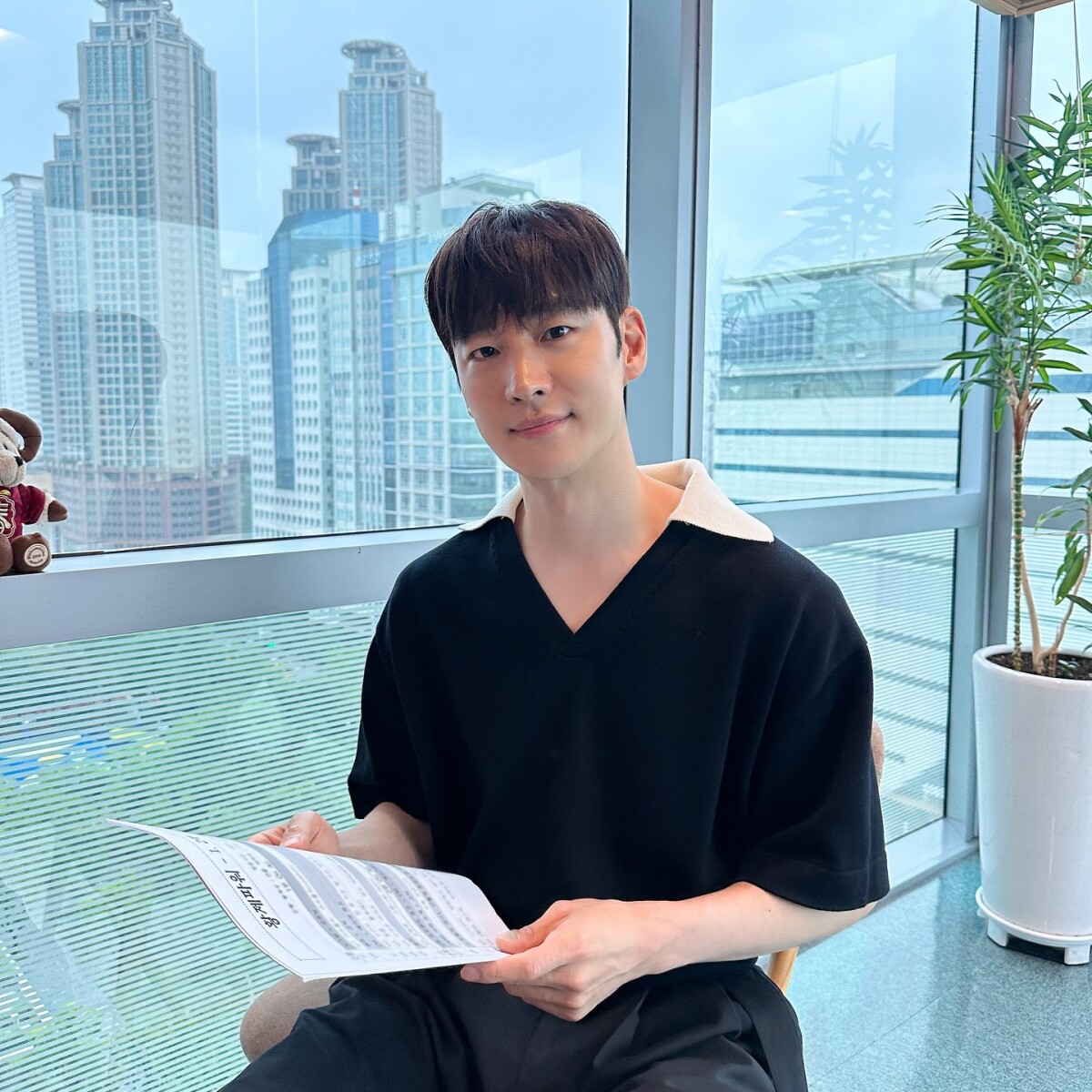 李帝勳辱罵化妝師？8位遭爆「欺凌工作人員」韓星：徐睿知復出惹議，她動手打導演？