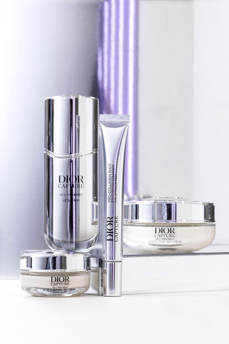 Dior 逆時活氧亮眼膠原筆/15ML，NTD3,150；逆時活氧眼霜/15ML，NTD3,150