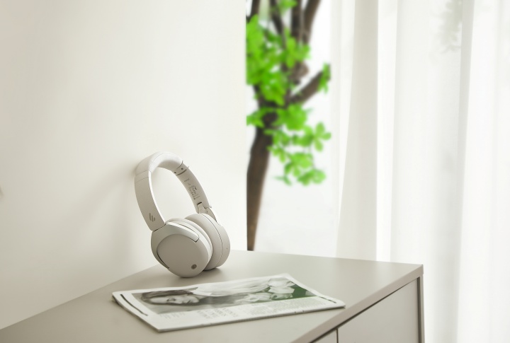 EDIFIER 推出全新 W830NB 無線降噪耳罩耳機！主動降噪搭配 94 小時超長續航，售價 $2,590 元