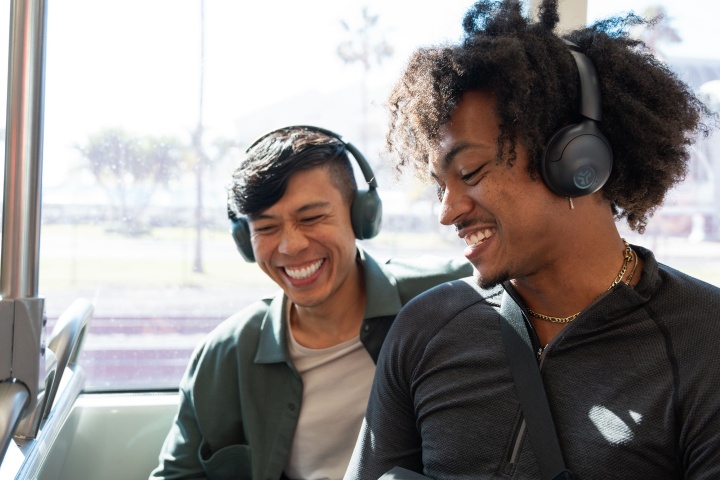 JLab 一口氣推出 Go Pods ANC、JBuds Pods ANC 真無線耳機及 Go Lux ANC 耳罩式耳機，價格 2 千有找