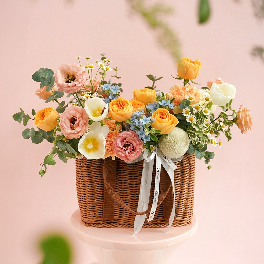 謝謝你！辛苦了🩷【CNFlower】限雙北配送 母親節限定 橘暖花園 提籃花 飛燕 康乃馨 驚喜祝福