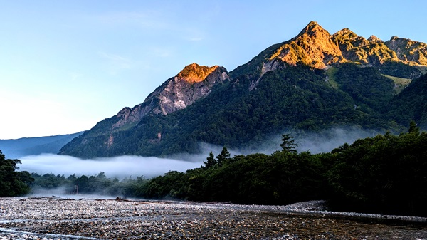 明神岳