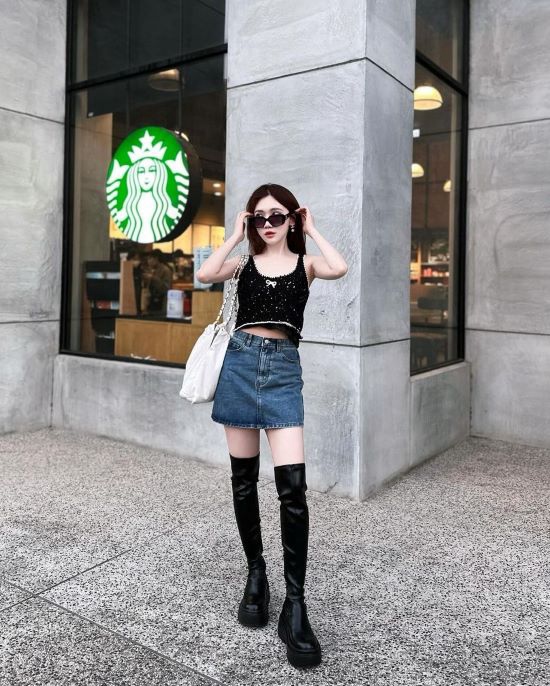 KPOP演唱會站坑靴推薦 超激瘦膝上厚底靴，8公分增高顯瘦保暖，韓星同款演唱會必備