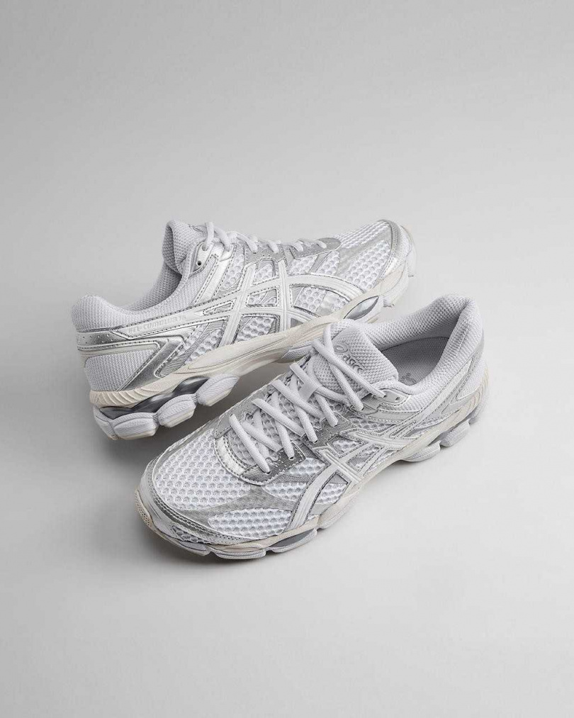 ASICS GEL-CUMULUS 16／4,680元（圖／品牌提供）