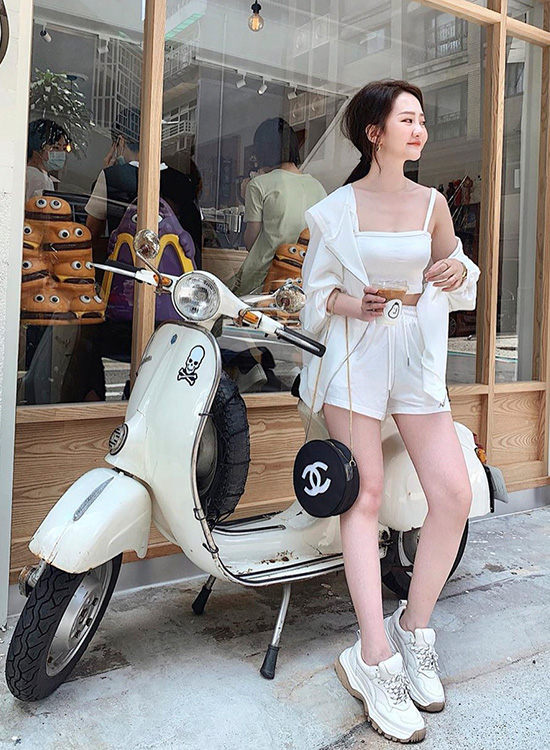 D+AF 白色老爹鞋 白色運動鞋 白色運動鞋穿搭