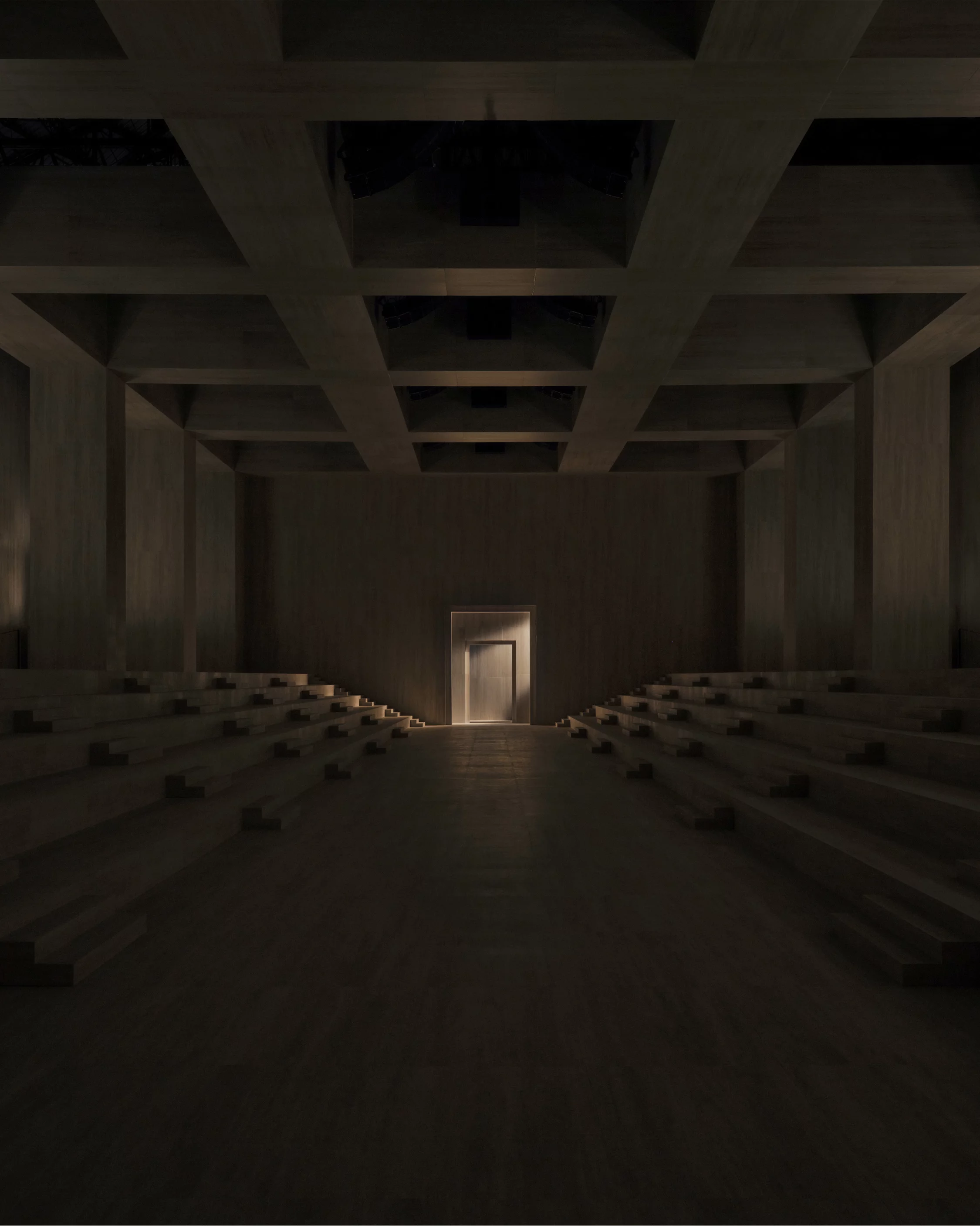 走進秀場，從感覺是冷靜，到感受到刻意收斂後的純粹。Demna把空間做得像博物館，雕像靜靜矗立，比例、肌肉線條與人體美學成為背景語言。這種古典符號很聰明，它讓品牌重新扣回義大利根源，這種對比令人著迷：雕塑象徵理想人體，而伸展到極致的貼身服裝，則是當代慾望的直接呈現。