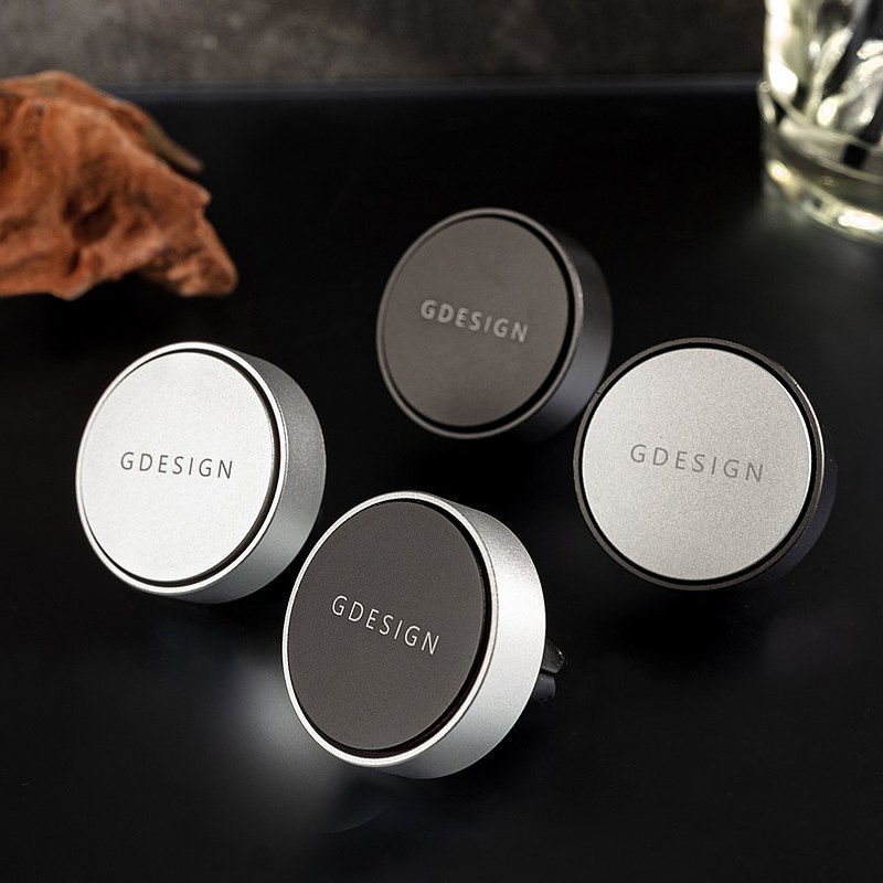 Gdesign 經典款鋁合金車用擴香-LOGO款 (商品尺寸直徑:4CM)