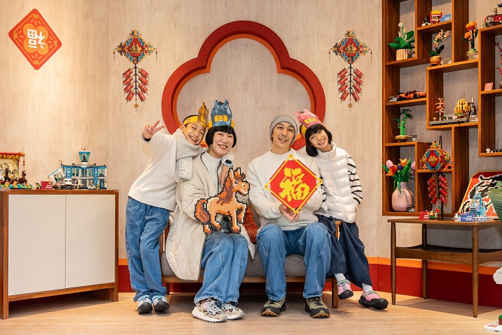 樂高馬年主題「玩轉新春」信義登場！三大闖關免費挑戰，兩款新年盒組同步開賣
