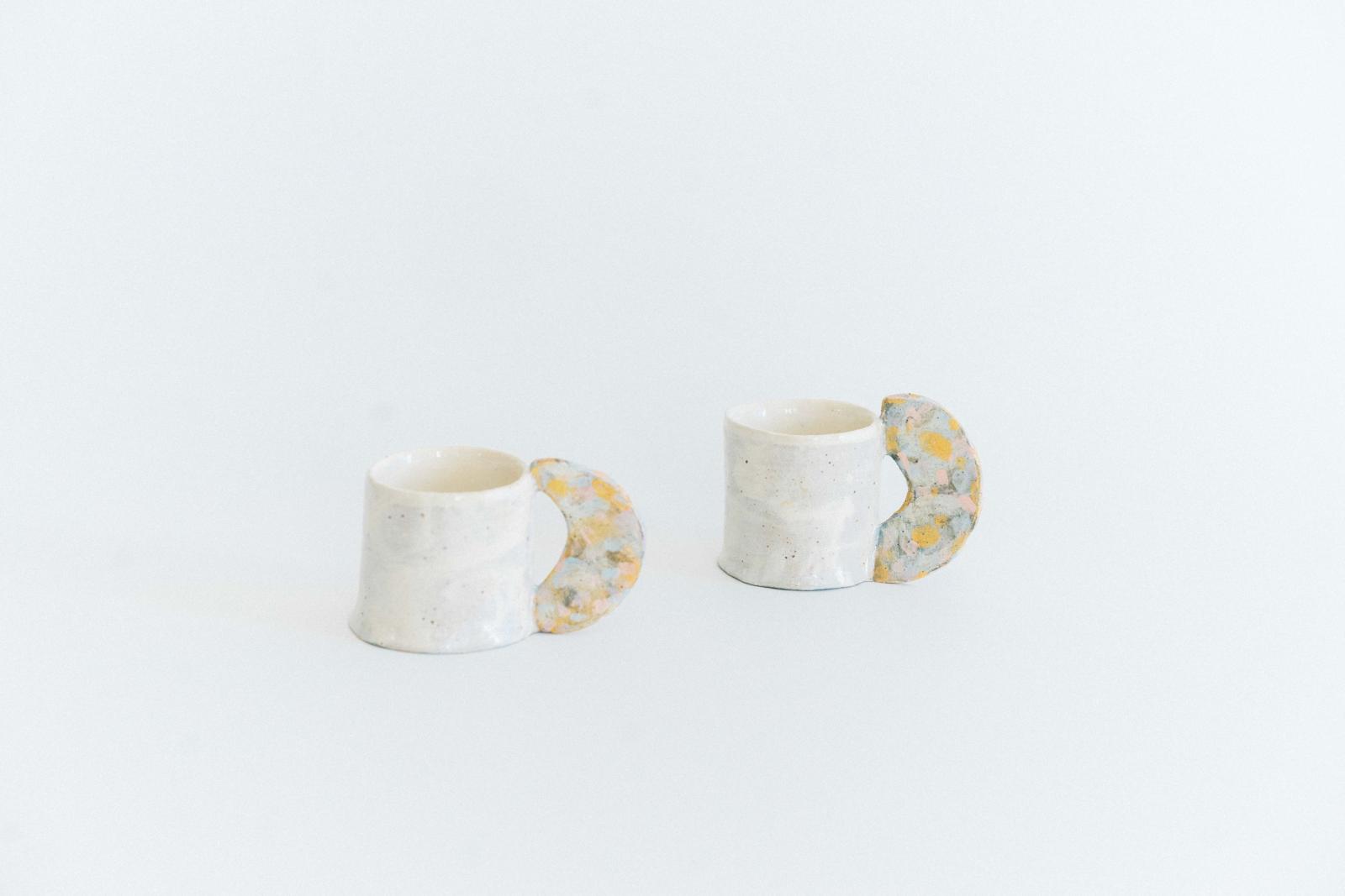 朋丁pon ding展出陶藝家賀羽薇作品「摺色」