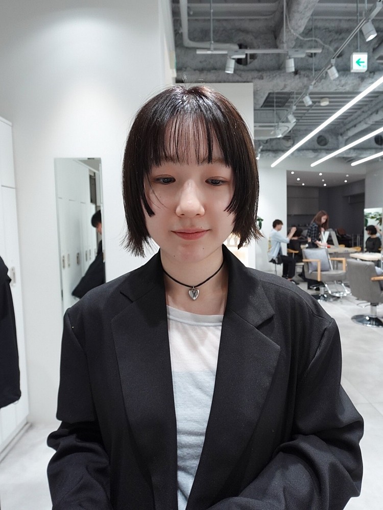 層次剪髮型推薦14：耳下短髮