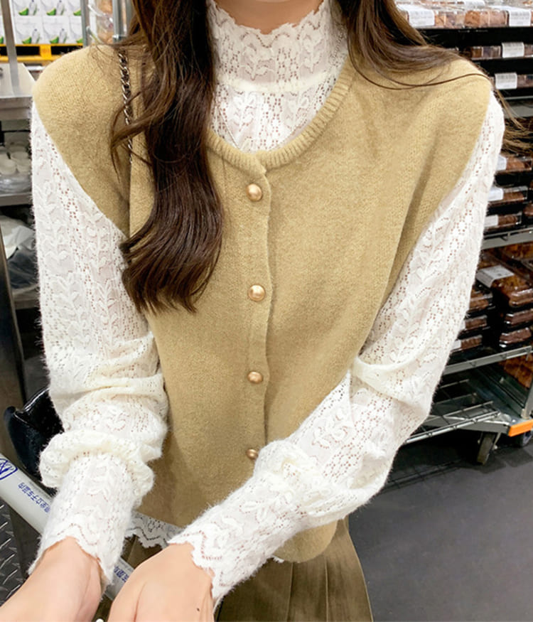 【限時79折】真摯信仰針織背心內搭蕾絲上衣套裝-73423