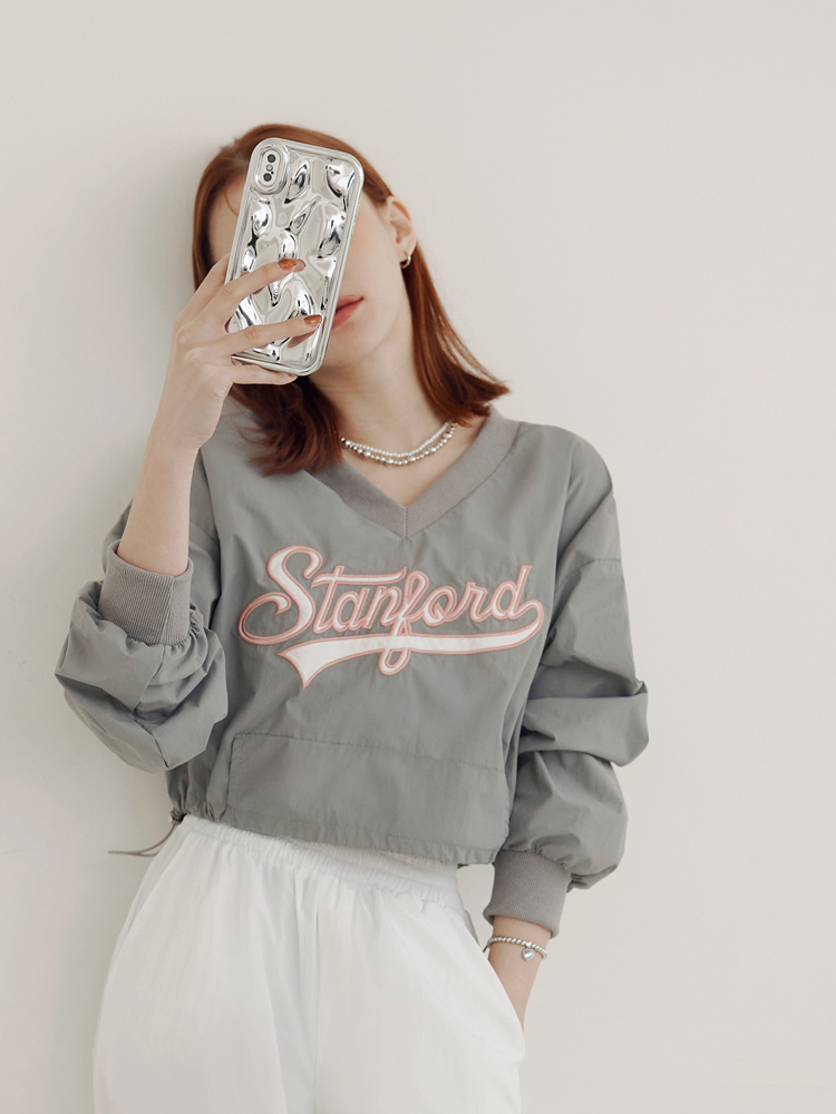 配色刺繡V領下襬抽繩短版上衣