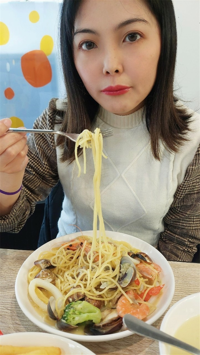 美食 ｜《不思義》義式廚房，高雄市三民區一間CP值超高的義式