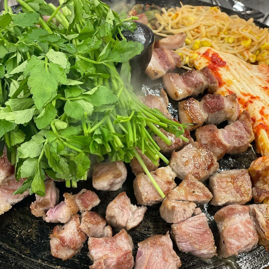 《背著善宰跑》邊佑錫打卡過的同款首爾美食店推薦！