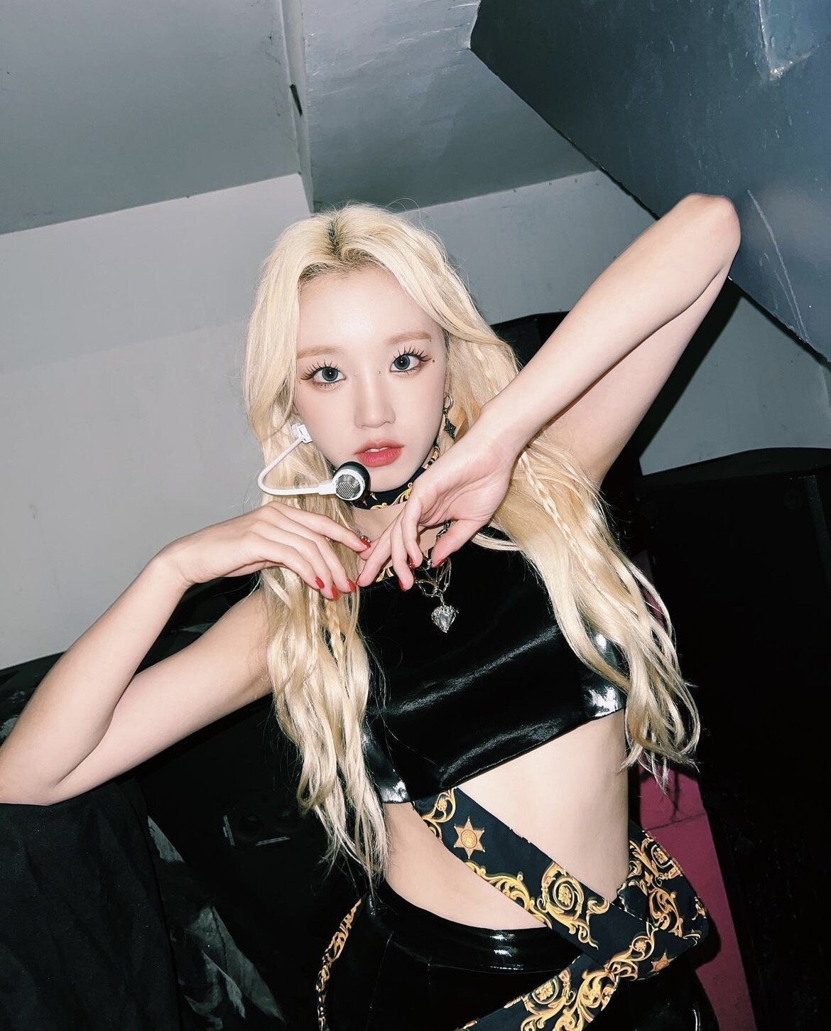 New Jeans Hanni金髮公主切超仙美翻網！盤點10位染金髮超驚豔的Kpop女idol！