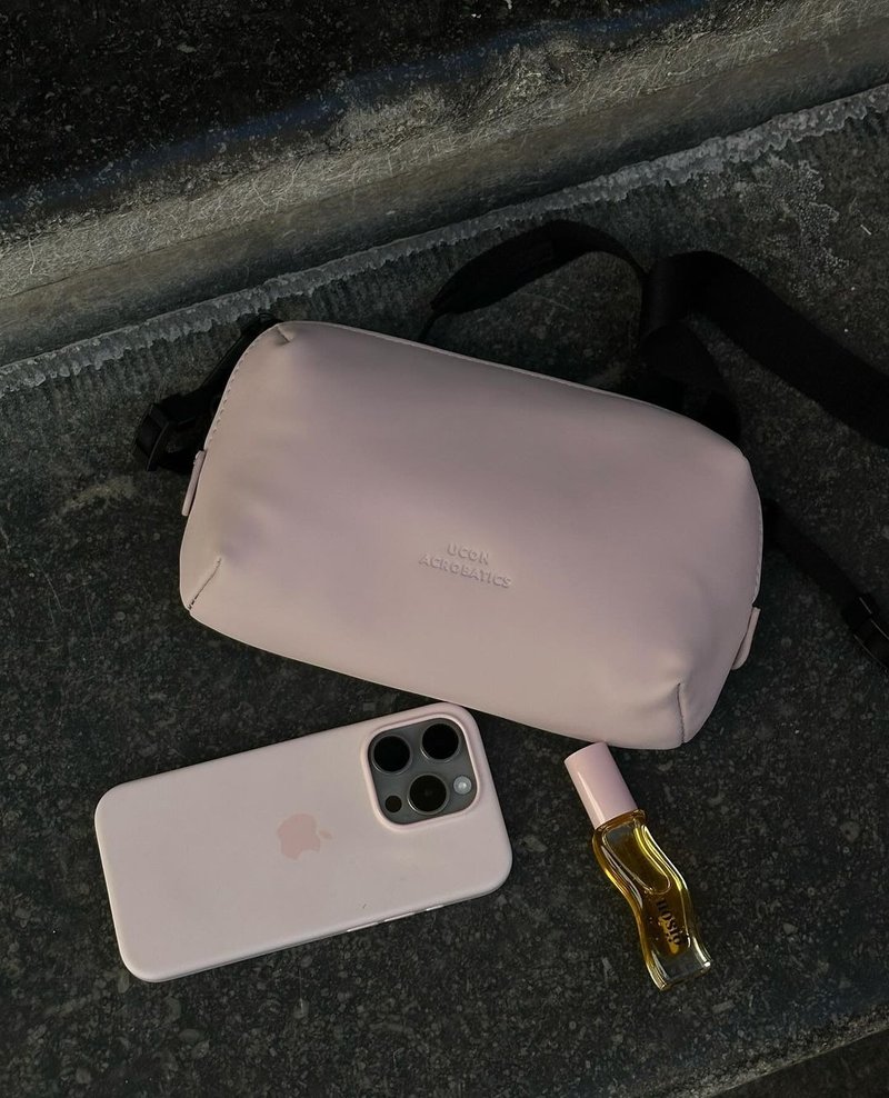 Ando Lotus系列斜背包 (葡萄紫)