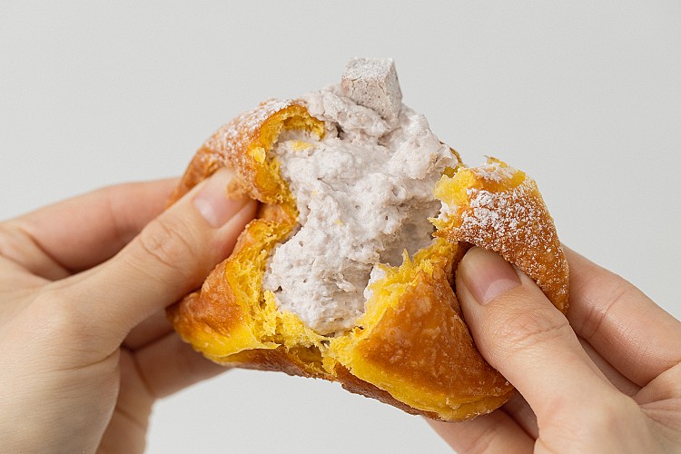 海外首站端出專為台灣市場打造的限定口味「芋見台灣」，選用台灣在地芋頭入餡