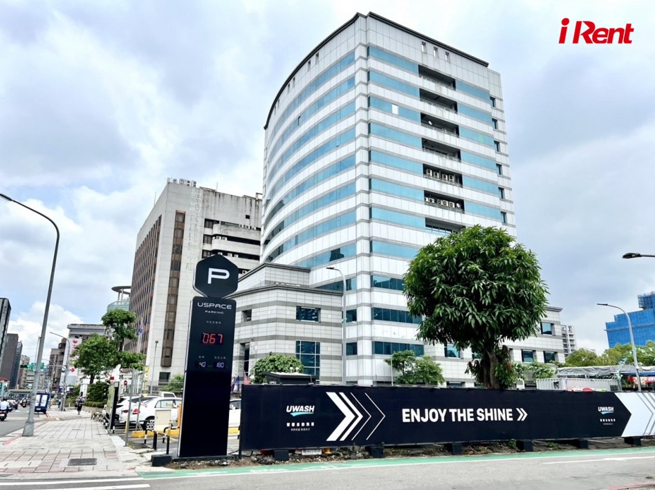 iRent 與 USPACE 合作！Tesla 首度上架共享車平台，精華地區停車格開放 iRent 租還