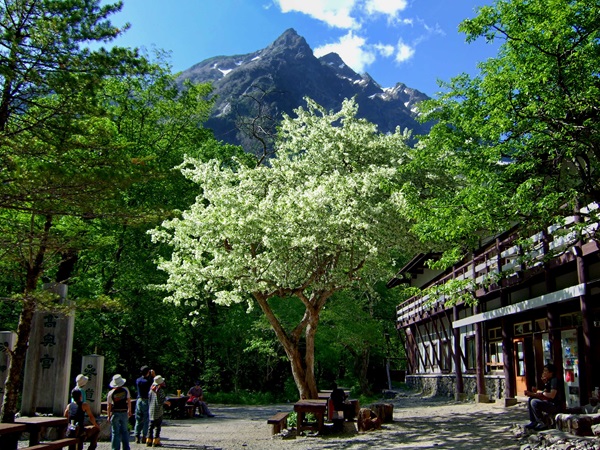 明神館