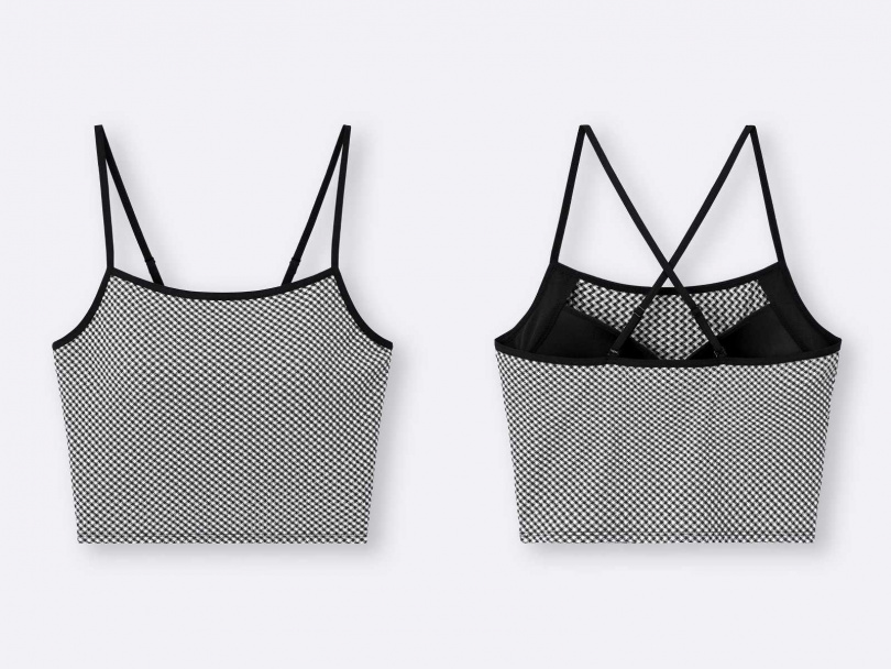 GU bra-feel 2WAY短版格紋細肩帶背心／490 元（圖／品牌提供）