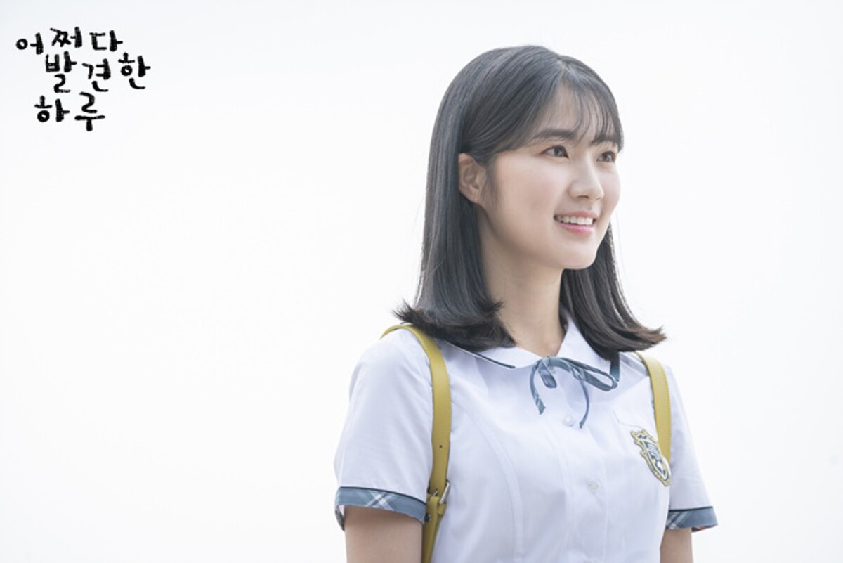 《背著善宰跑》金惠奫必看作品：跑6年龍套，《天空之城》《偶然發現的一天》熬出頭！