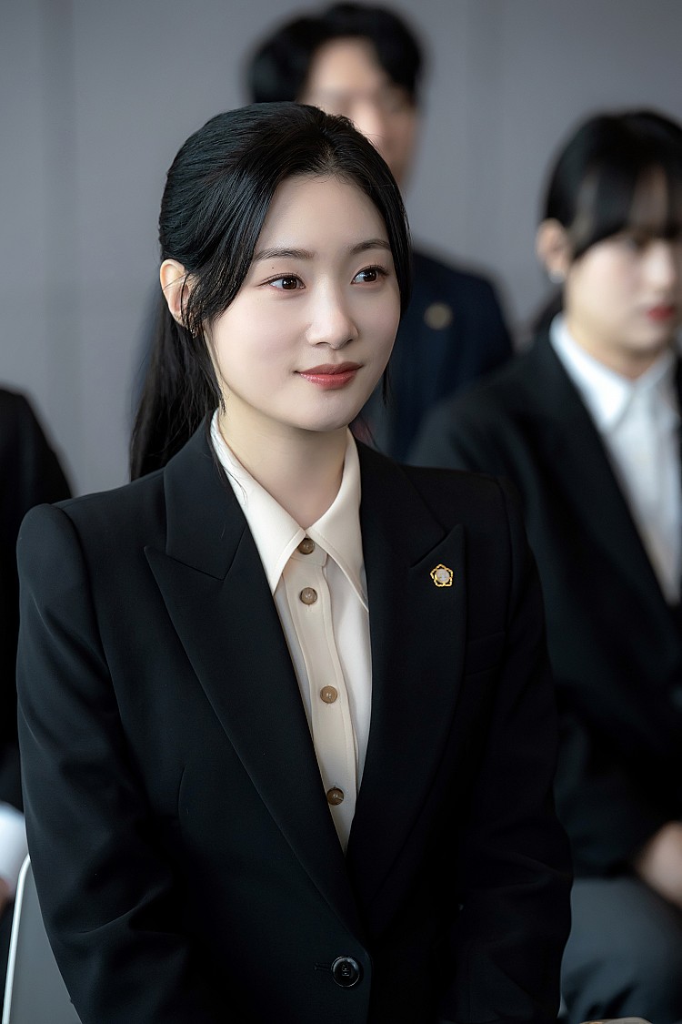 《夢想成為律師的律師們》鄭彩娟主演
