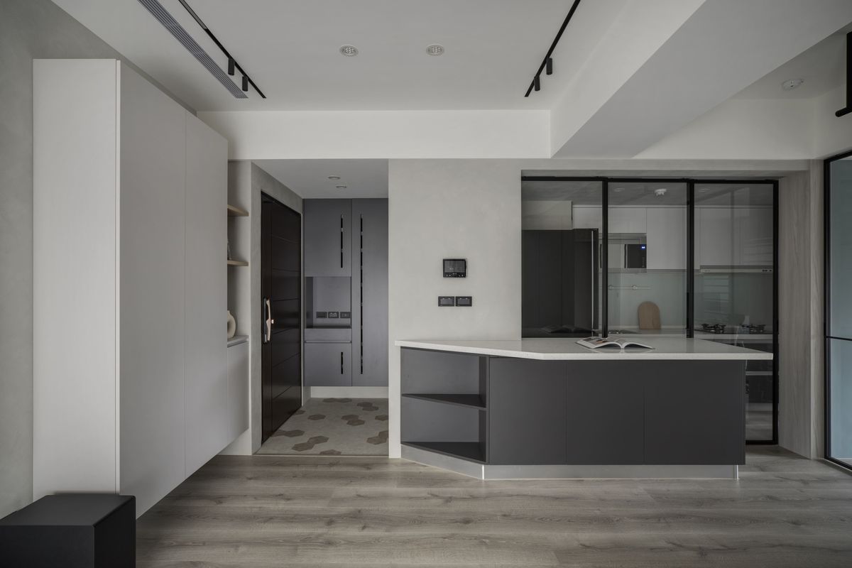 住宅；樑柱；室內設計