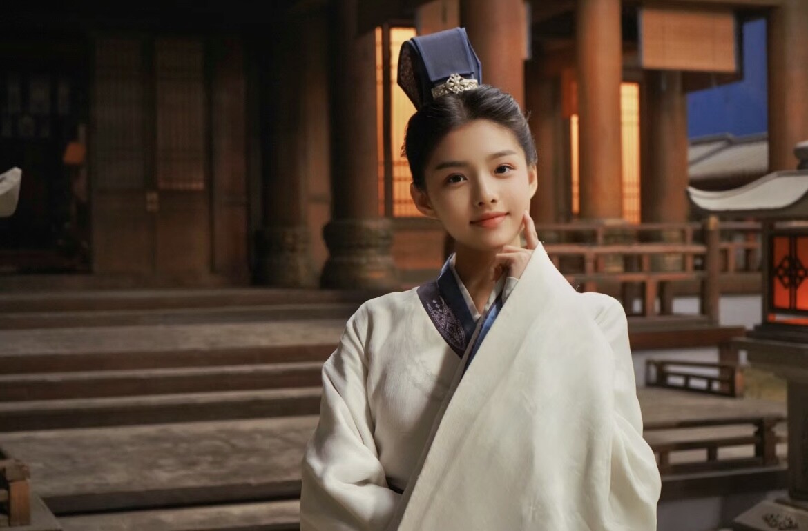 《墨雨雲間》艾米15歲演遍各大劇：《長風渡》丫鬟美出圈、《雲之羽》變意難平白月光