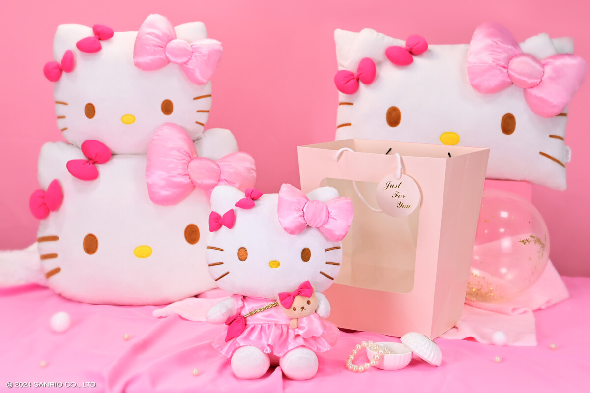 KHTOY同步開賣Hello Kitty 50週年玩偶