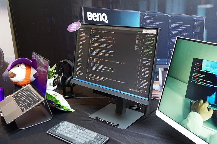 BenQ 發表全系列新品：Coding 專用螢幕、X 系列 4K 遊戲投影機、大型量子點遊戲 Google TV