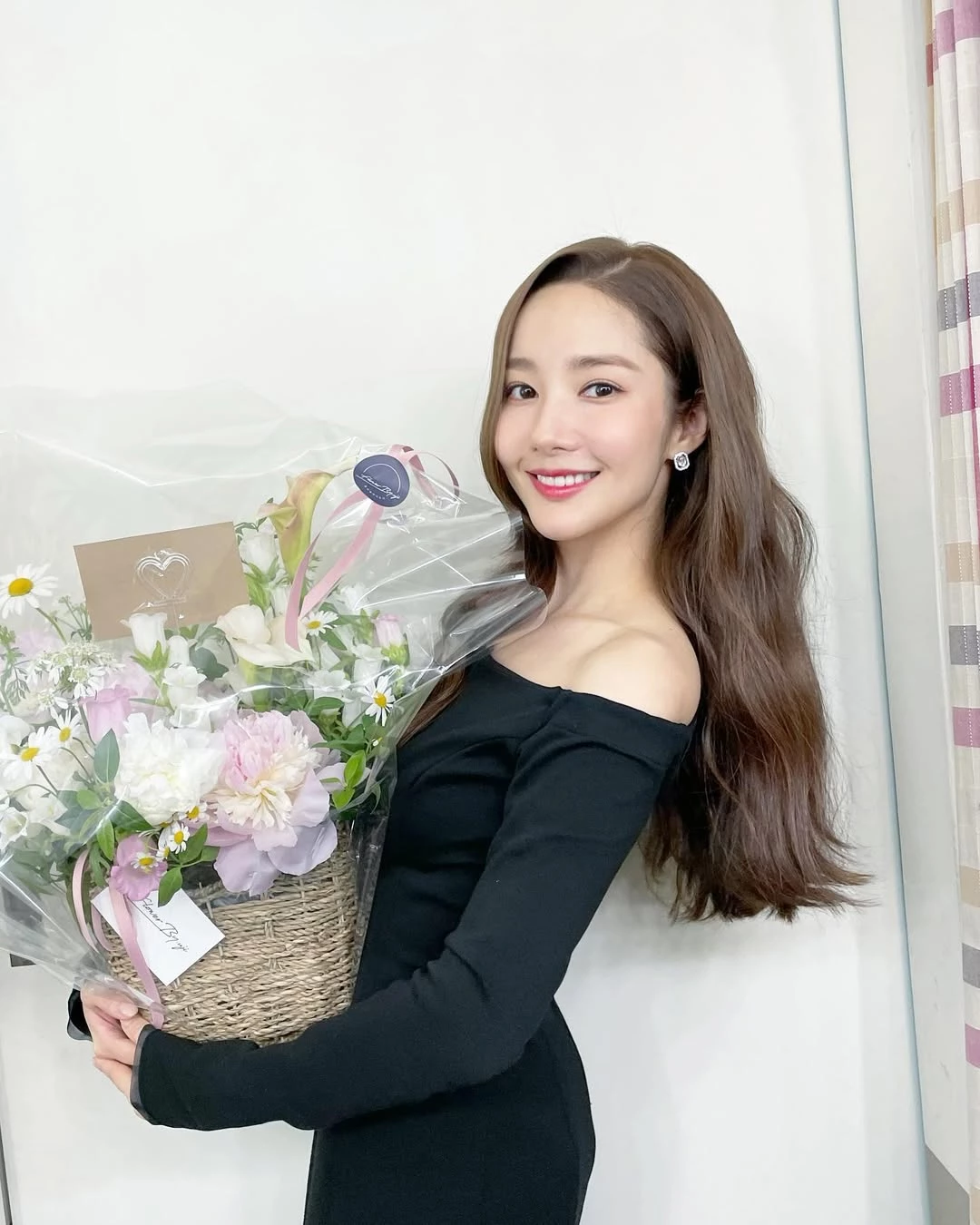 朴敏英捲髮髮型推薦4：法式捲