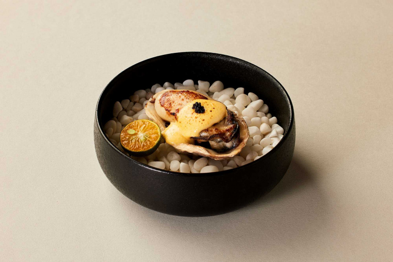 《日本蠔魚子蕈菇 海膽荷蘭醬》（Le Goût樂葵提供）