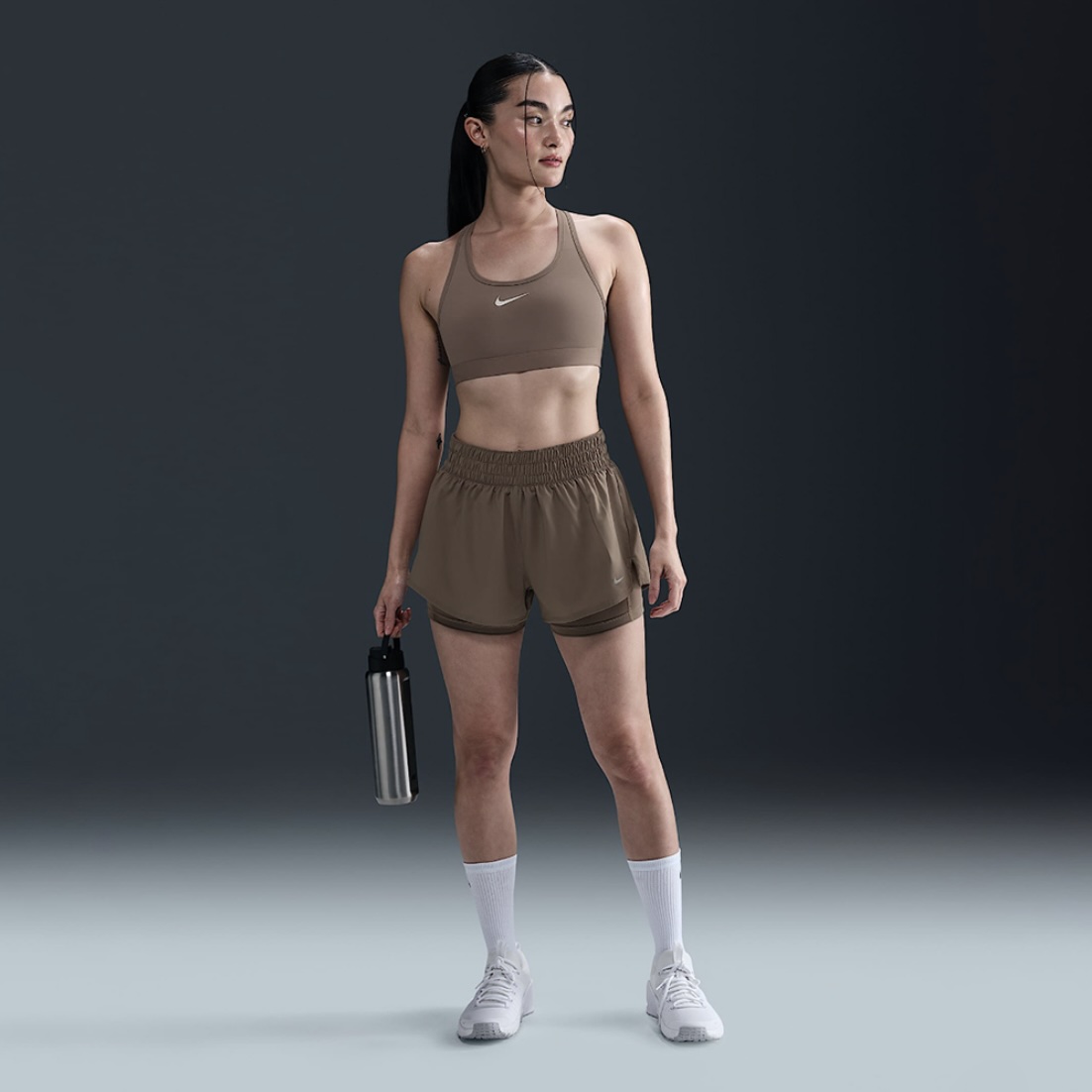 NIKE Swoosh 運動內衣 中度支撐型 AS W NK SWSH MED SPT BRA 女 咖啡色