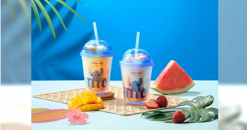 「香芒Alohäa」（左）與「西瓜草莓Alohäa」冰淇淋凍飲凡購買任一款即贈「史迪奇Cool夏冷飲杯」，兼具收藏與環保理念。（各385元，圖／哈根達斯提供）